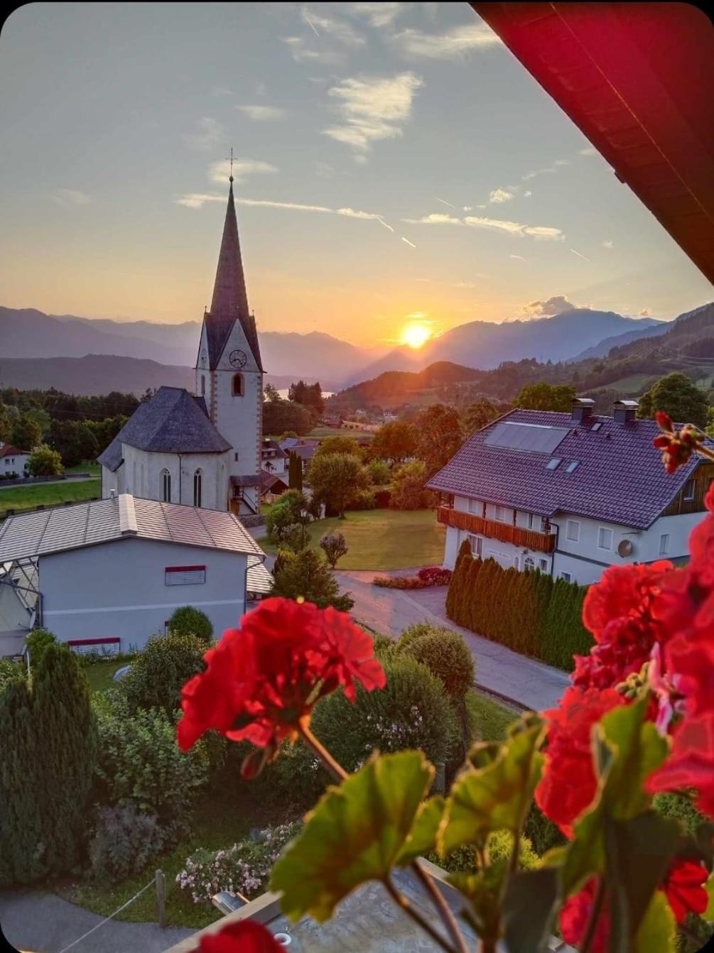 Hotel-Café-Restaurant Matzelsdorfer Hof Millstatt Esterno foto